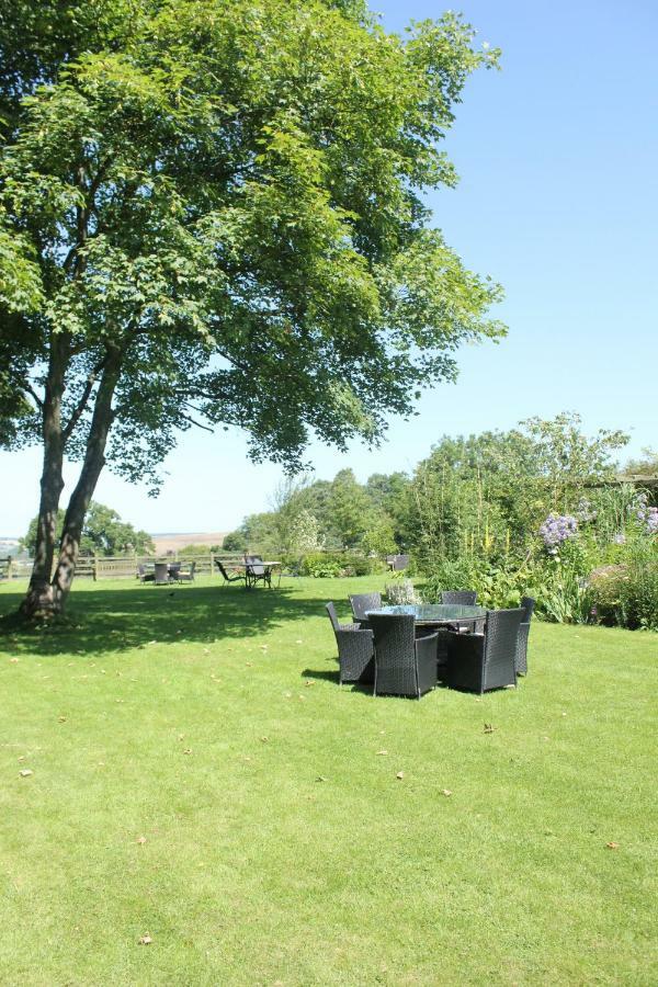 Mallyan Spout Hotel Goathland Esterno foto